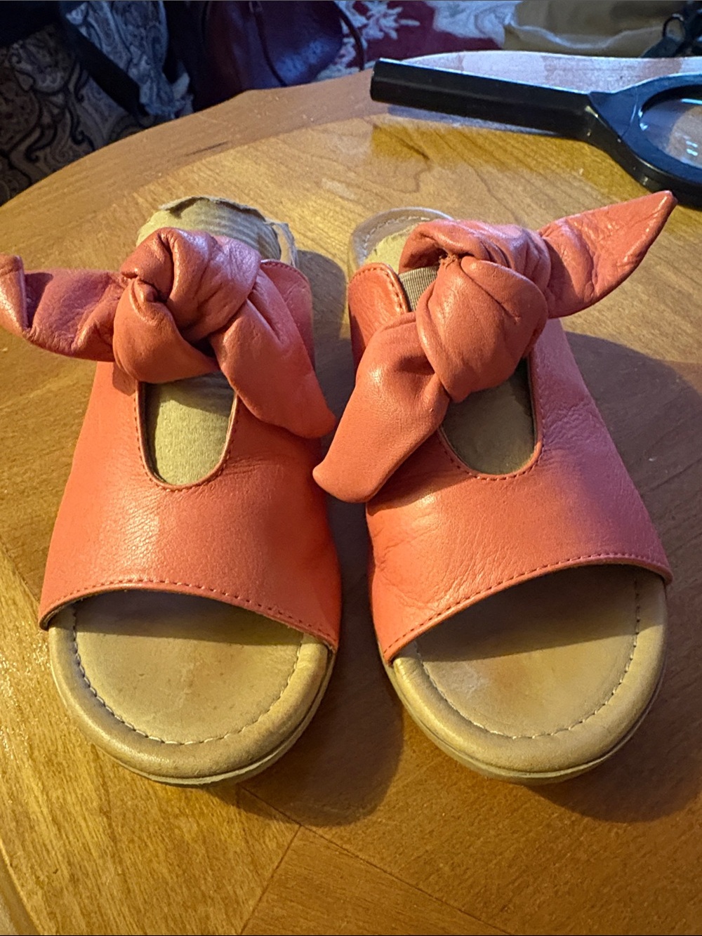 Bueno Coral Knot-Front Slide Sandals